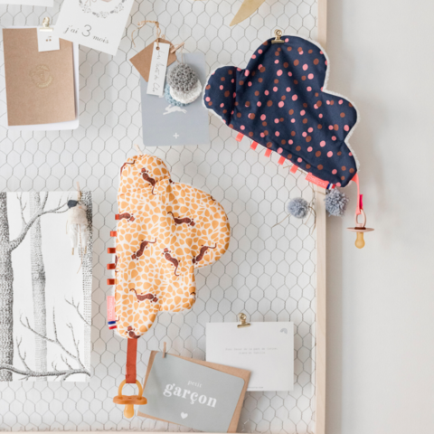 DOUDOU ATTACHE TETINE-KATY