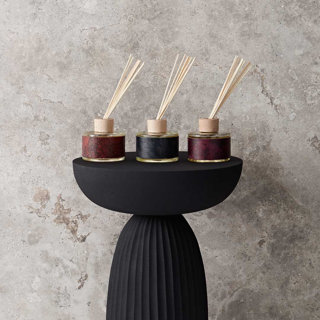 Scented Sticks Mikado Diffuser | Amber coffee and vanilla fragrance | DHAMIR | 250ml/8.45 fl.oz