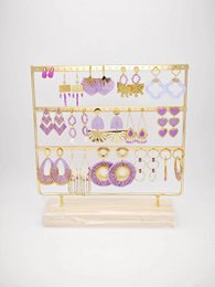 Lots of jewelry with display