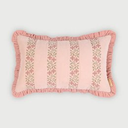 Kussenhoes | Heather Baby Pink Cross Stitch langwerpige kussenhoes van Sanctuary Living