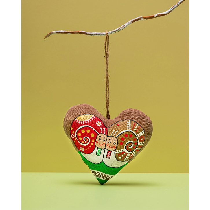 Textile ornament Vanilla and cocoa scented "Coffee heart with snails"