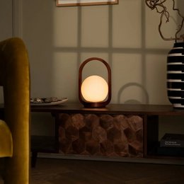Skye Chestnut Brown ledningsfri trælampe
