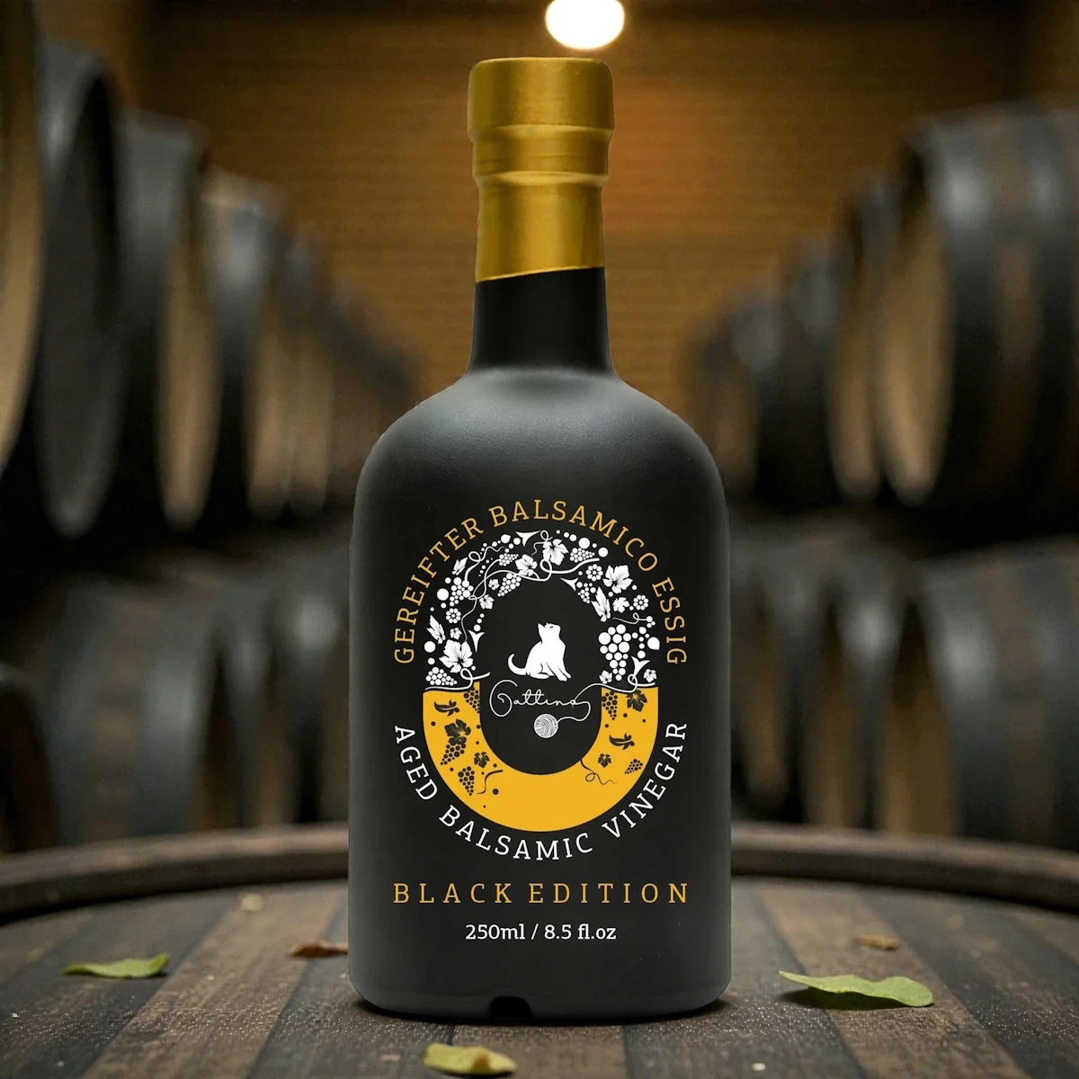 Balsamic vinegar aged in oak barrels 250ml