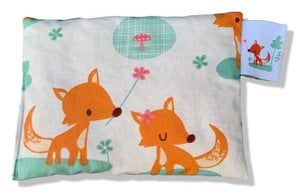 PINE PILLOW sweet foxes