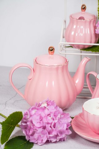 Royal Rose teapot pink with gold rim 800 ml Isabelle Rose