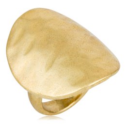 Golden oval plated zamak ring. size 16