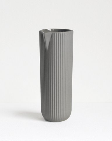 Carafe Column | light grey