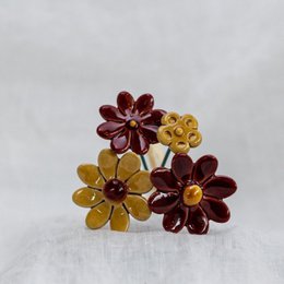 Klein attentieboeketje bloemen