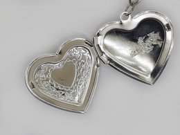 %23112 Collar vintage de perlas con medallón y piedra preciosa labradorita