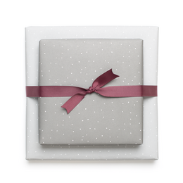 Lichtgrijs verpakking papier met punten - ideaal als inpakpapier voor bruiloft of voor geschenken voor geboorte of doop, neutraal inpakpapier
