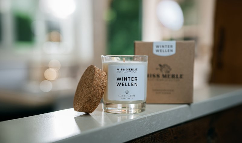 Scented candle WINTER WAVES – scented candle with cinnamon & orange 150g