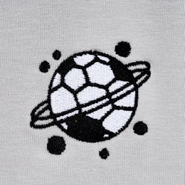 T-shirt in cotone con ricamo da calcio