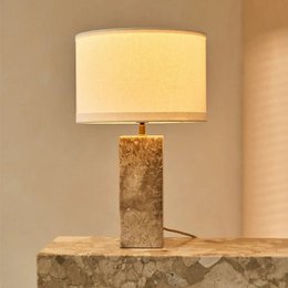 Lampada in travertino Rosie