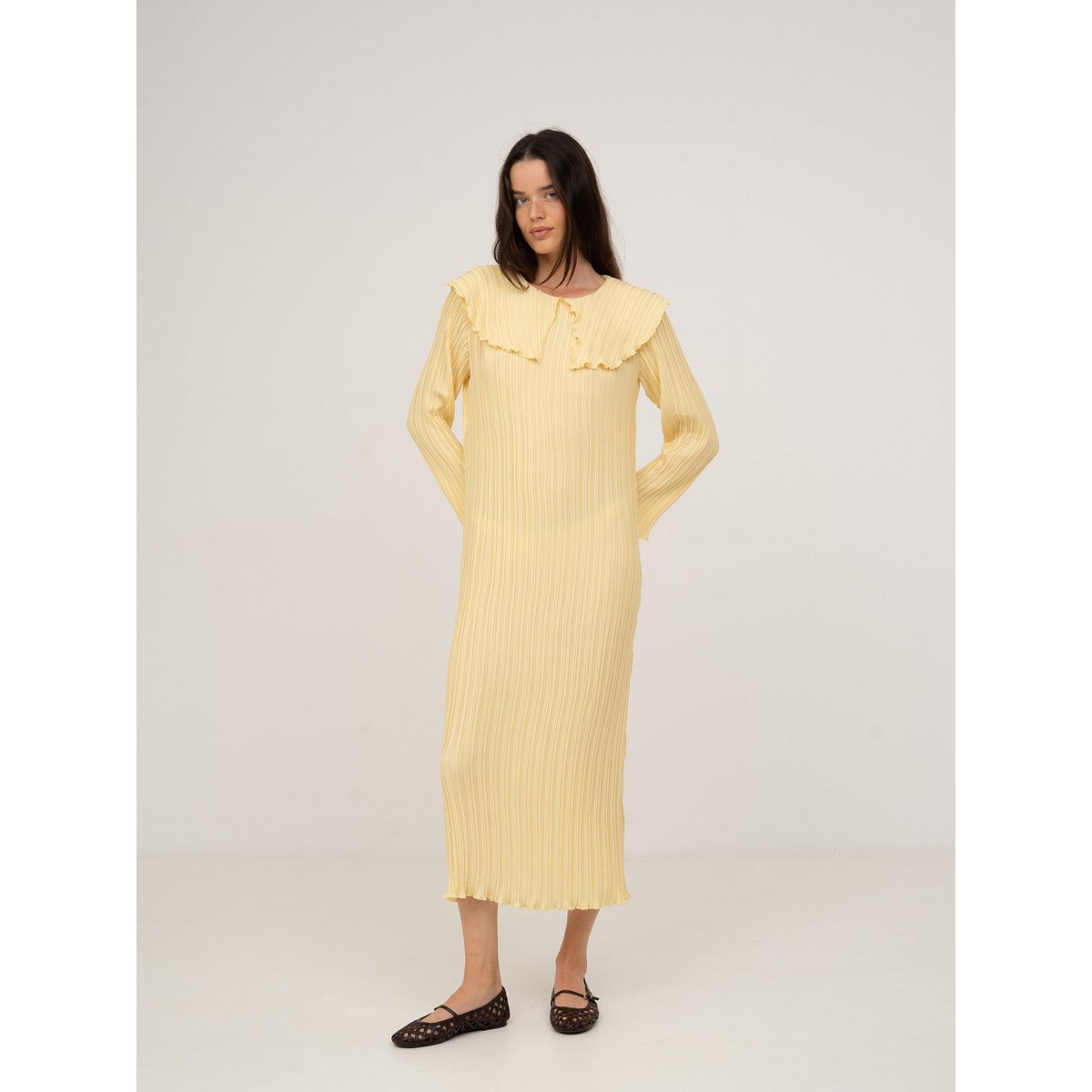 Langes gelbes Faltenkleid von Beurre