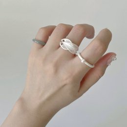 Verflochtener Ring aus Sterlingsilber