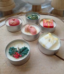 Christmas Tea light candles (pack 6)