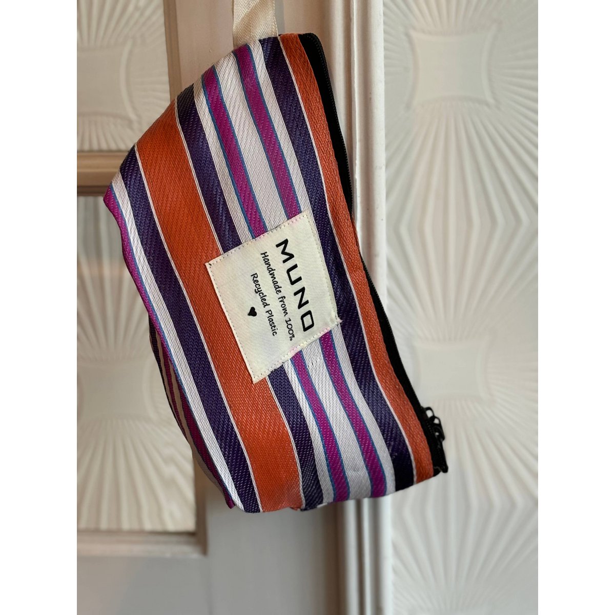 Bolsa de nylon reciclada hecha a mano