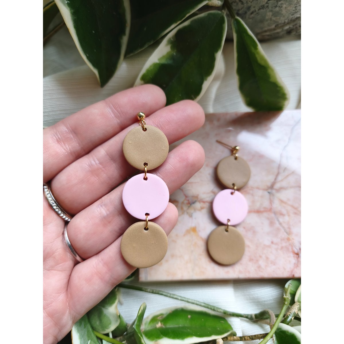 pendientes redondos