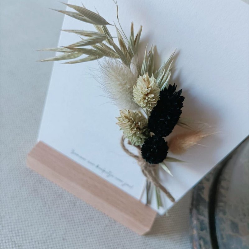 Card with dried flowers