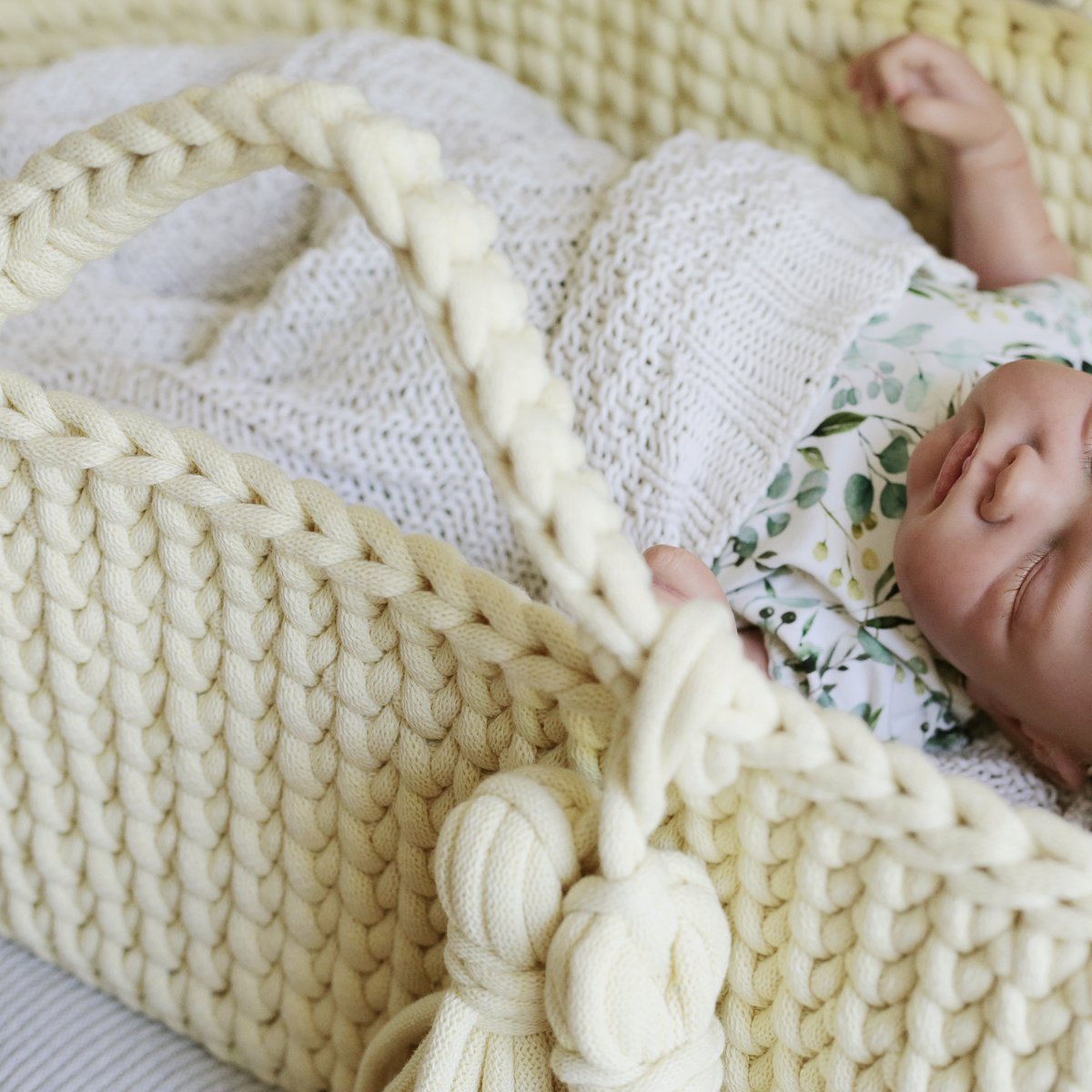 Moses Basket - Blond