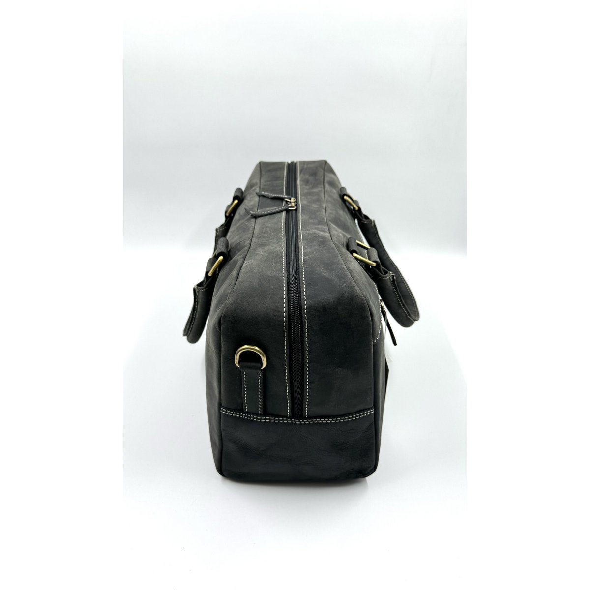 Handmade Black "Hunter" Leather Travel Bag – Artisan 46cm Compact Executive Weekender with Internal Partition