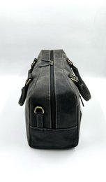 Handmade Black "Hunter" Leather Travel Bag – Artisan 46cm Compact Executive Weekender with Internal Partition