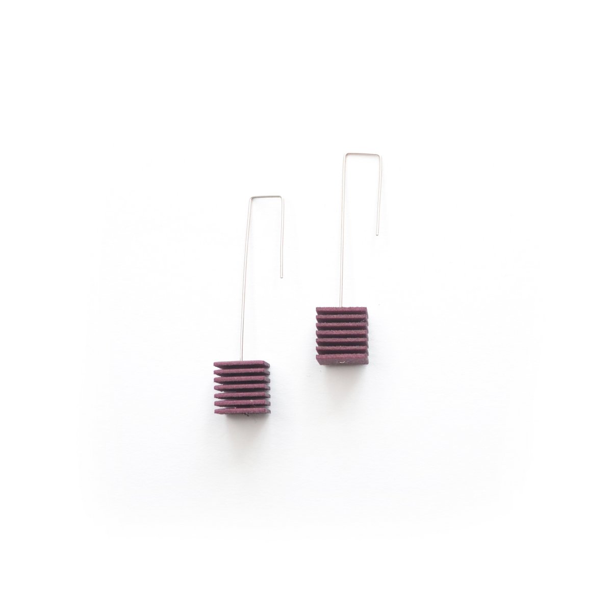 OPTICAL - Pendientes Cubo - Púrpura ciruela