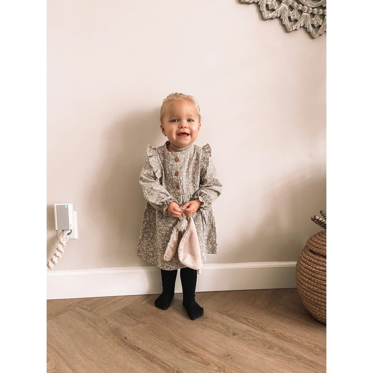 Dress ruffle ruffle