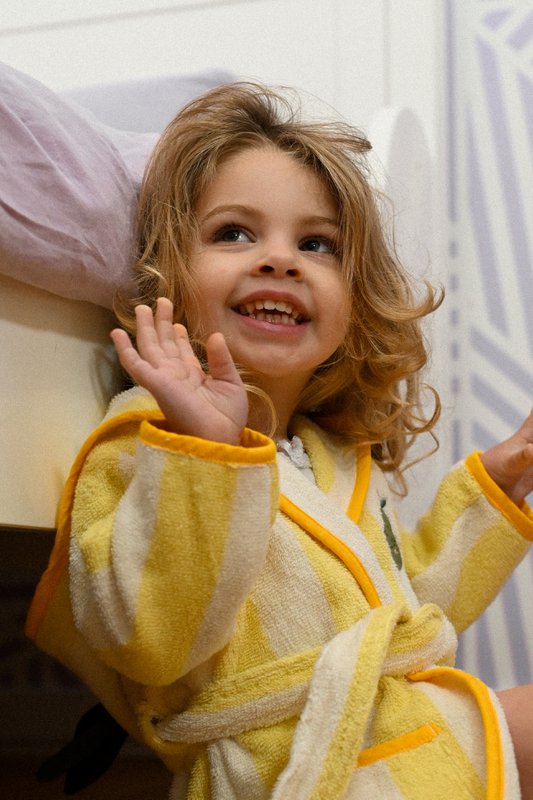Accappatoio per bambini in spugna di cotone Lola Lemon