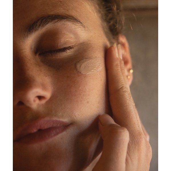 BB Cream SPF50 - Crema solar con farve
