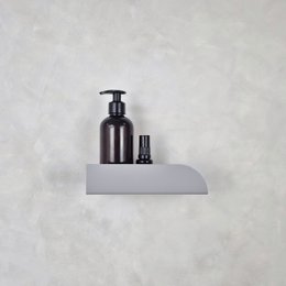 Estante de pared de metal gris bauhaus
