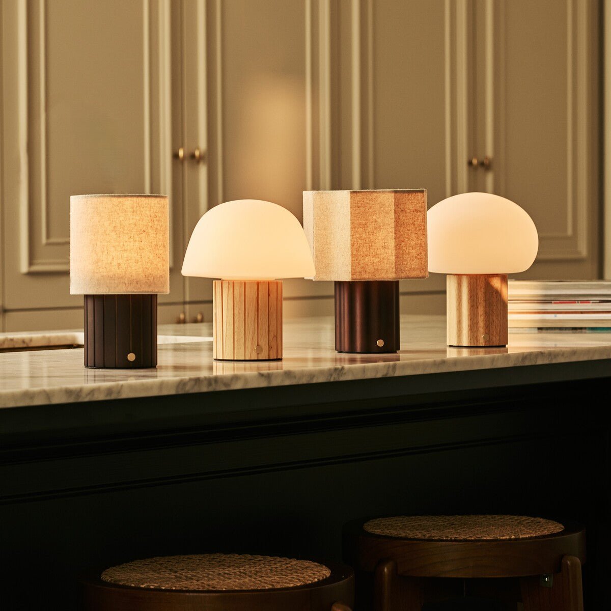 Lampada da tavolo ricaricabile Nadine marrone chiaro