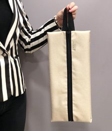 Shoe bag Almond