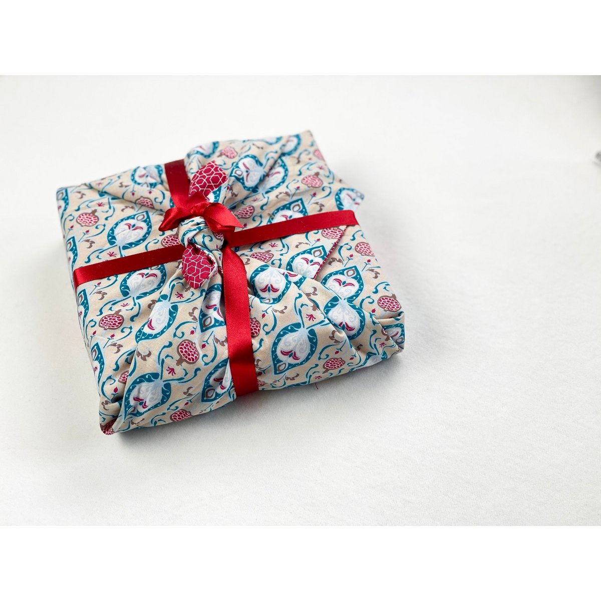 Furoshiki gaveindpakning - 6 stykke Teal & Cherry Bundle - Stof gaveindpakning