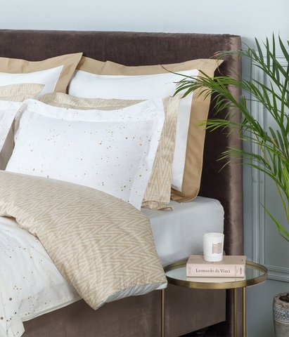 Satijnen beddengoedset Cosmos Gold