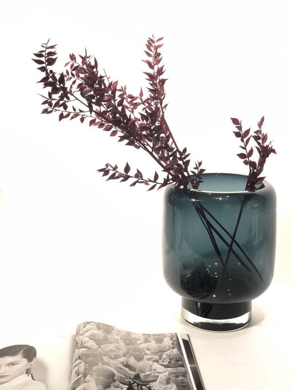 vase moderne klassiker af tykt rent højkvalitetsglas, serie: ZADAR