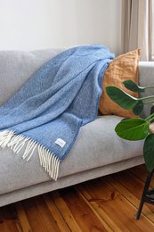 Wool blanket/cuddly blanket pickstitch rain