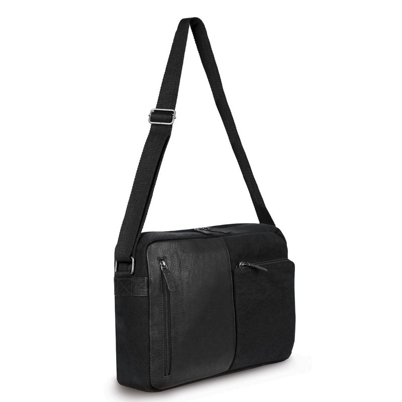 K0022AB | Messenger in Canvas/Genuine Leather, full grain, flywheel - Color Black. Accessories Antiqued Nickel, Top closure with zip. Dimensions: 35 x 26 x 10 cm. Packaging: Tnt bag