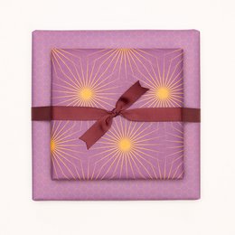 Lila Geschenkpapier mit Sonnensternen, retro Geschenkpapier orange und lila, ideal als Geburtstags- Geschenkpapier Frühling oder Weihnachtsgeschenkpapier