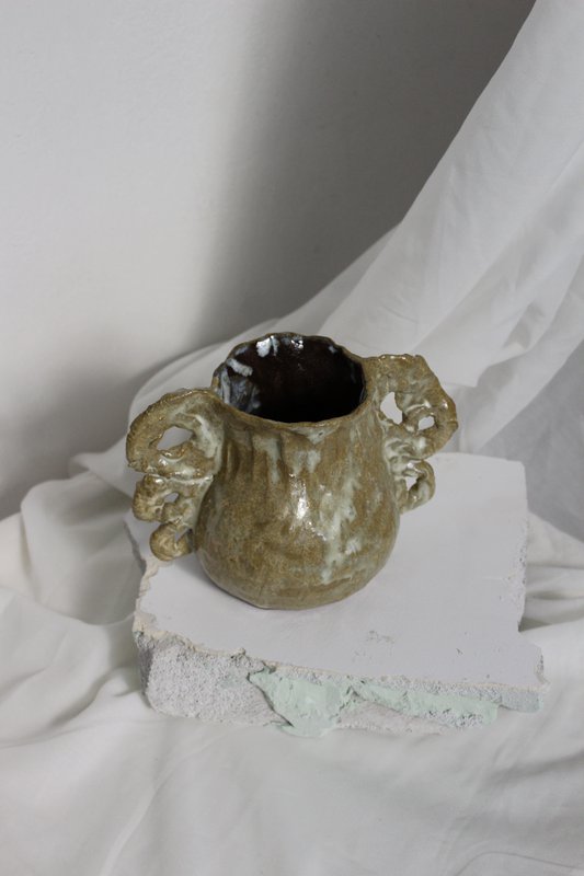 Vaso in ceramica verde unico fatto a mano