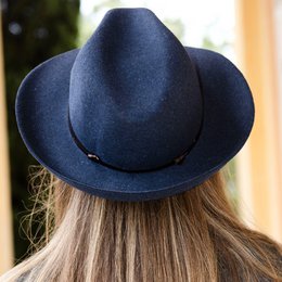 CHAPEAU FEUTRE - lien cuir, bord non cousu