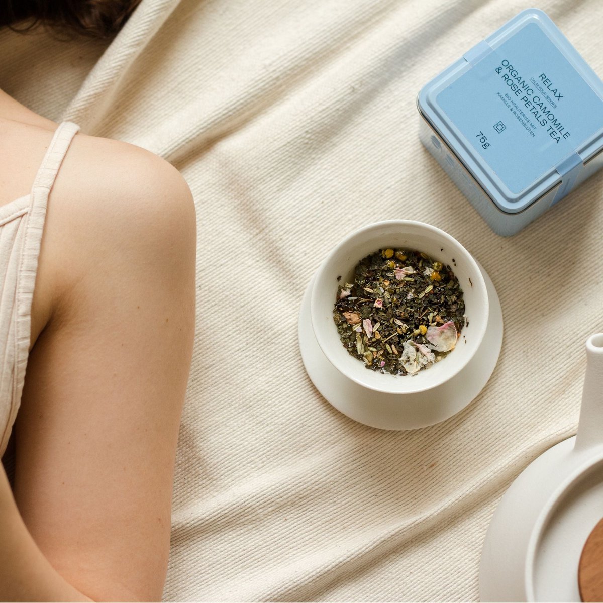 Roseva Bloom with chamomile & rose petals