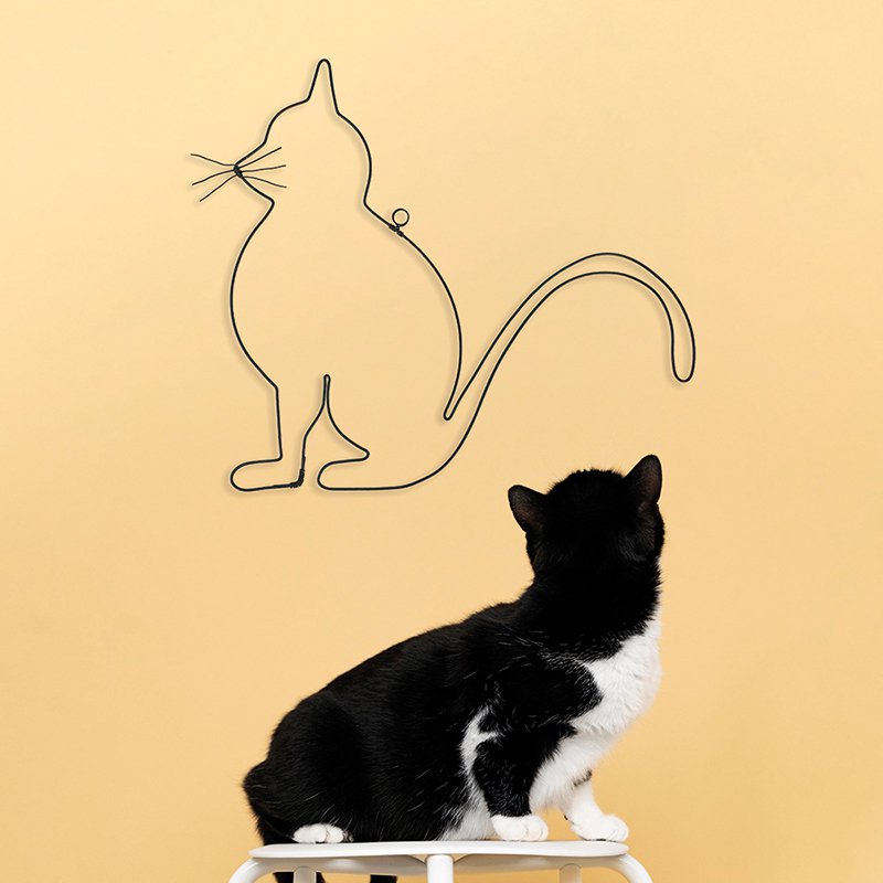 Wire Wall Decoration - Sitting Cat Silhouette - to pin on a wall - Wall Jewelry