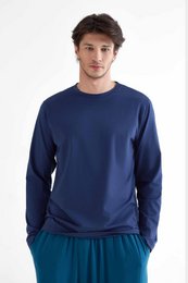 Navy blue long-sleeved men's shirt made of TENCEL™ fabric, suitable for active wear. Features a classic crew neck design.