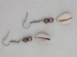 %2375 Kaurimuschel-Ohrringe