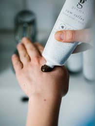 rauwe koffie hand scrub + wassen