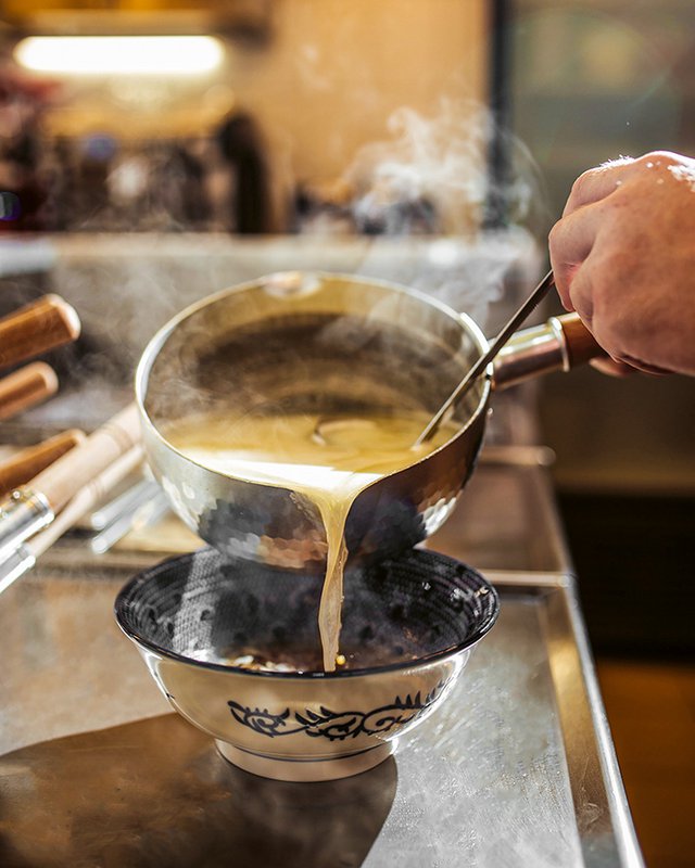 Ramen. Traditionelle og moderne soulfood-opskrifter at nyde