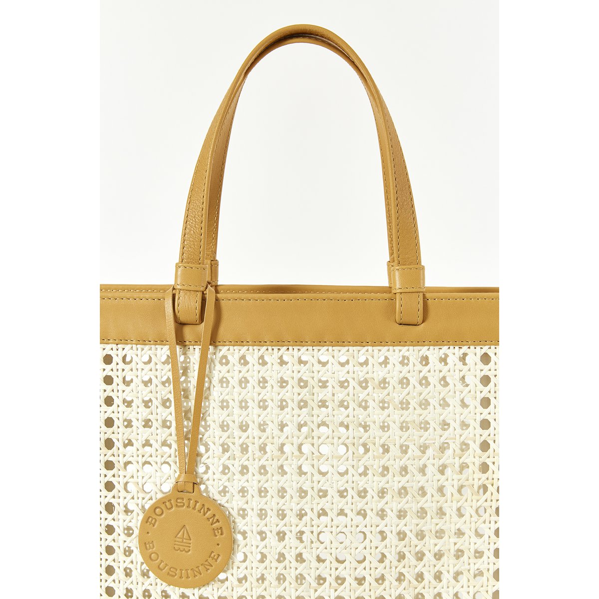 BOLSO DE MANO CHAÎSE CARRÉ MOSTAZA