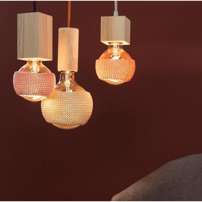 Lampa tuleja średnia