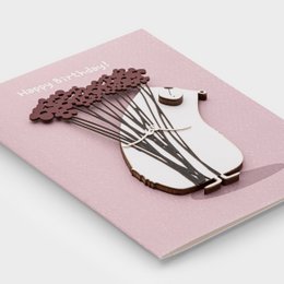 Biglietto d'auguri con orsetto in legno e bouquet di fiori – Fatto a mano in 3D